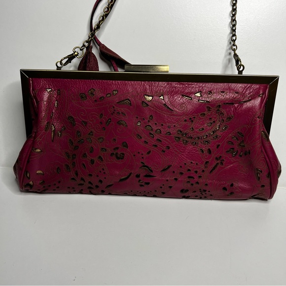 Patricia Nash Athena Vintage Collection Magenta Laser Cut Floral Chain Handbag‎ - Picture 5 of 8